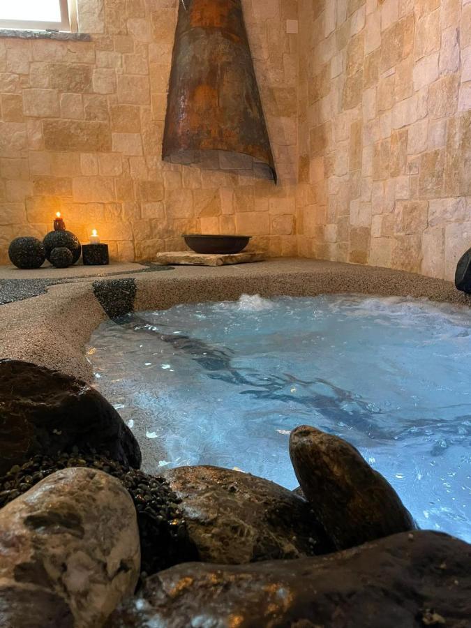 Domus Parva - Villa Con Bio-Piscina, Spa Privata E Appartamenti Panoramici Bacoli Eksteriør bilde
