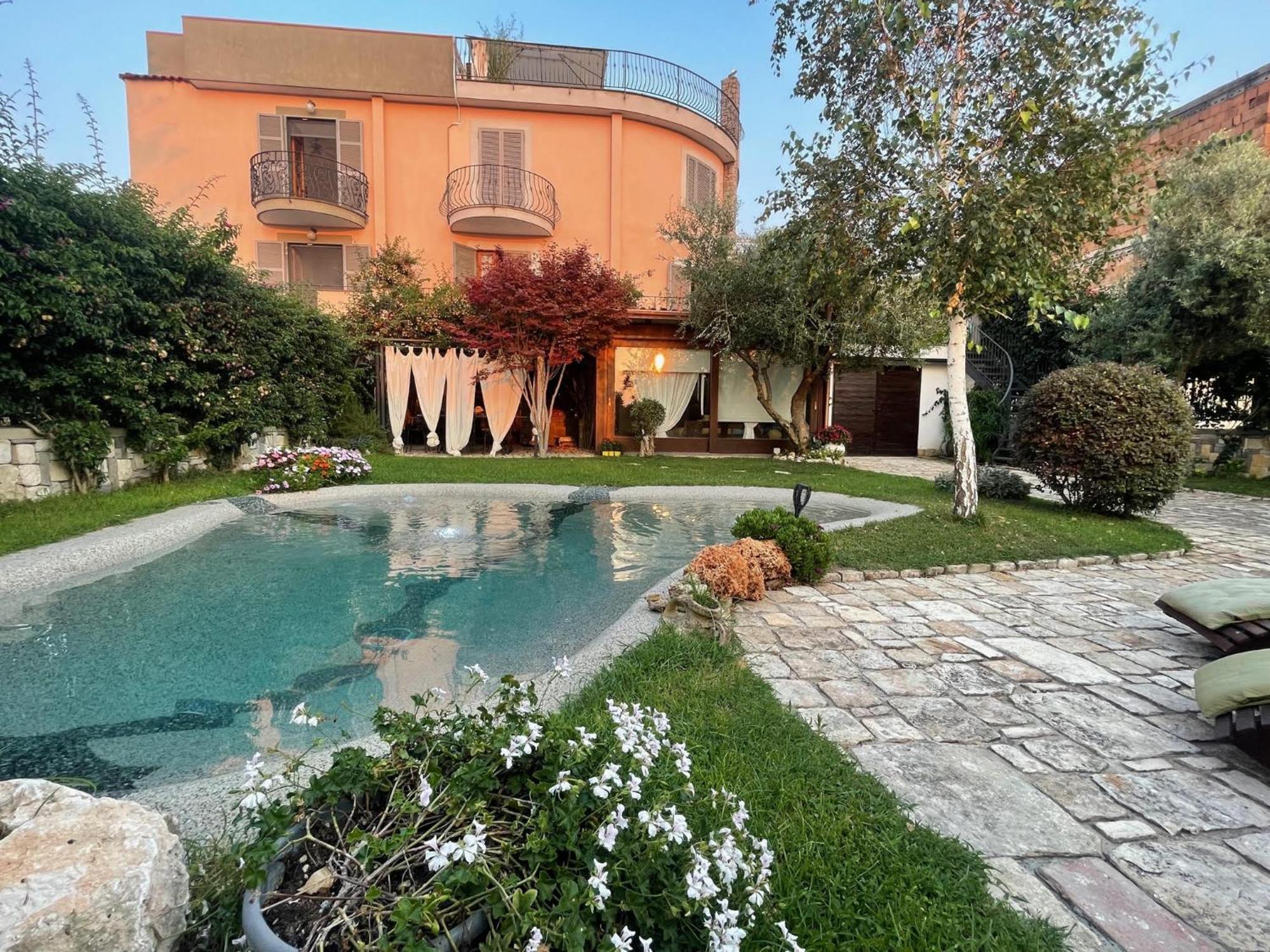 Domus Parva - Villa Con Bio-Piscina, Spa Privata E Appartamenti Panoramici Bacoli Eksteriør bilde